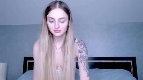 Snapshot of rita_orra chatting on January 22, 2025, 10:18 am Rita online show from January 22, 2025, 10:18 am