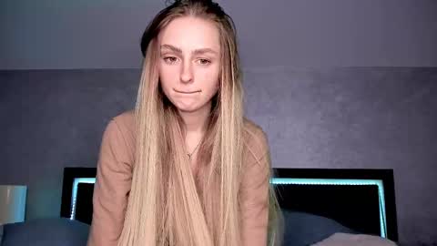 Snapshot of rita_orra chatting on February 26, 2025, 7:49 pm Rita online show from February 26, 2025, 7:49 pm