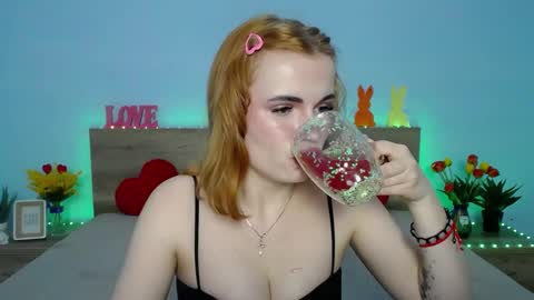 Snapshot of ritakiskis chatting on March 8, 2025, 8:22 am ritakiskis online show from March 8, 2025, 8:22 am
