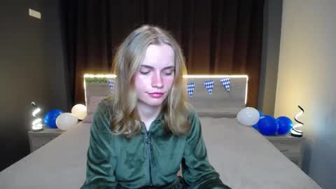Snapshot of ritakiskis chatting on September 22, 2025, 7:49 pm ritakiskis online show from September 22, 2025, 7:49 pm