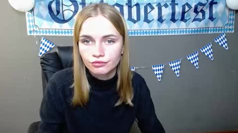 Snapshot of ritakiskis chatting on September 28, 2025, 7:19 pm ritakiskis online show from September 28, 2025, 7:19 pm
