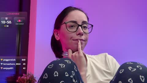 Snapshot of ritasunset chatting on January 9, 2025, 9:16 am Miss Rita online show from January 9, 2025, 9:16 am