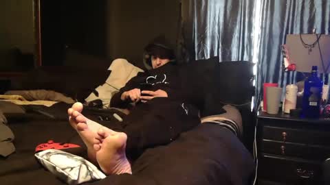 rm_discov3ri33z online show from February 14, 2025, 5:14 pm