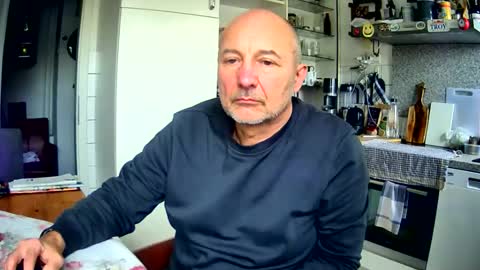 Snapshot of roadrunnerger chatting on November 5, 2025, 12:16 pm roadrunnerger online show from November 5, 2025, 12:16 pm