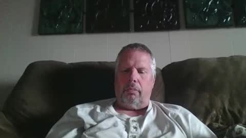 Snapshot of rob9271963 chatting on January 26, 2025, 5:44 pm Rob online show from January 26, 2025, 5:44 pm