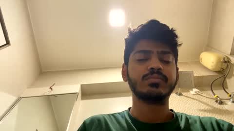 Snapshot of robertsalia220 chatting on February 1, 2025, 4:24 am Robertsalia online show from February 1, 2025, 4:24 am