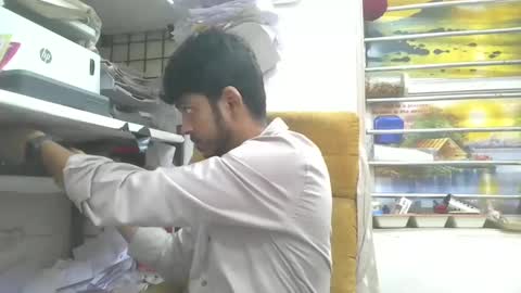 Snapshot of robertsalia220 chatting on February 19, 2025, 6:33 am Robertsalia online show from February 19, 2025, 6:33 am