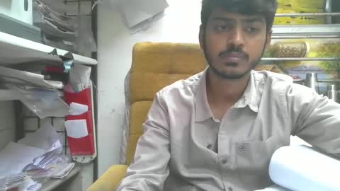 Snapshot of robertsalia220 chatting on February 19, 2025, 10:01 am Robertsalia online show from February 19, 2025, 10:01 am