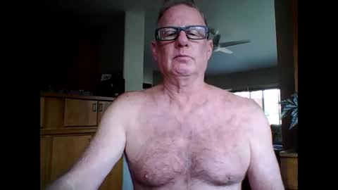 Snapshot of robo0000 chatting on September 12, 2025, 6:30 pm robo0000 online show from September 12, 2025, 6:30 pm