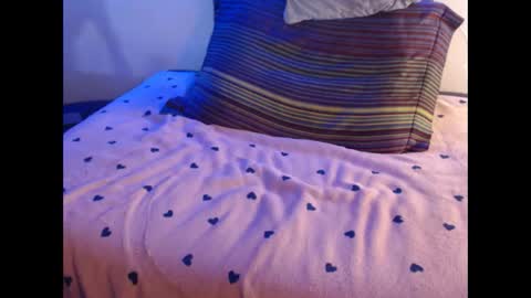 Snapshot of rocka_xx chatting on January 4, 2025, 2:04 pm rocka xx online show from January 4, 2025, 2:04 pm