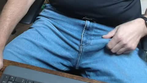 Snapshot of rockhardff chatting on September 19, 2025, 8:42 pm rockhardff online show from September 19, 2025, 8:42 pm