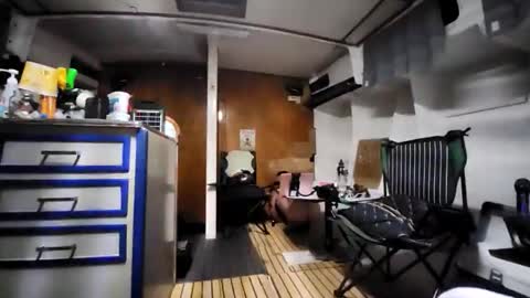 rod77knee online show from October 4, 2025, 9:29 am