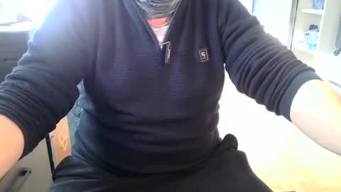 Snapshot of rolandloser1000 chatting on February 23, 2025, 2:04 pm rolandloser1000 online show from February 23, 2025, 2:04 pm