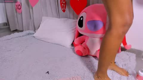 Snapshot of rolyloren chatting on March 1, 2025, 5:16 pm Marcela online show from March 1, 2025, 5:16 pm