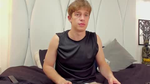 Snapshot of romeo_ricci1 chatting on December 27, 2024, 3:48 pm Romeo Ricci online show from December 27, 2024, 3:48 pm