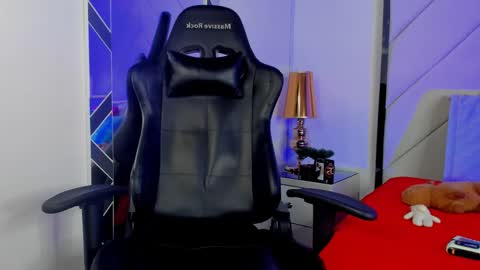 Snapshot of romeo_ricci1 chatting on January 23, 2025, 2:17 pm Romeo Ricci online show from January 23, 2025, 2:17 pm