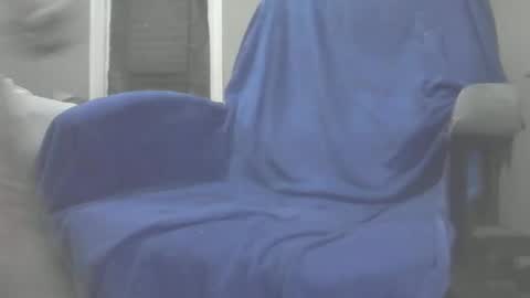 Snapshot of roney58 chatting on January 1, 2025, 6:15 am roney58 online show from January 1, 2025, 6:15 am