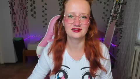 Snapshot of roniya_v chatting on September 18, 2025, 1:13 pm Spicy lady Kristy online show from September 18, 2025, 1:13 pm