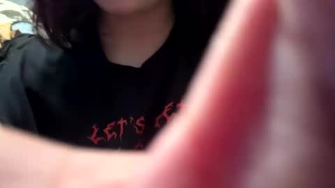 Snapshot of roozzzof chatting on February 7, 2025, 7:06 pm rooz online show from February 7, 2025, 7:06 pm