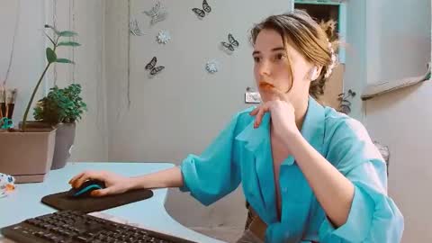 Snapshot of rosa843850 chatting on February 13, 2025, 6:38 pm rosa843850 online show from February 13, 2025, 6:38 pm