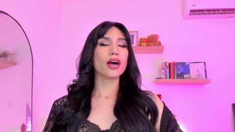 Snapshot of rose__saenz chatting on December 15, 2024, 4:15 pm Rose Saenz online show from December 15, 2024, 4:15 pm