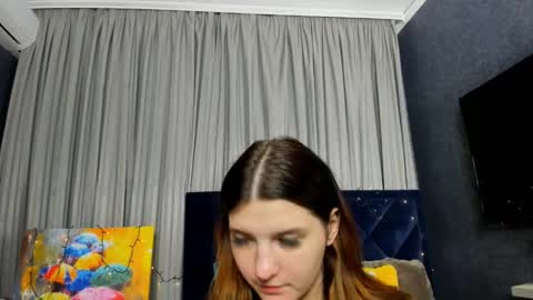 Snapshot of roseblanche2k chatting on January 13, 2025, 11:17 pm Florin online show from January 13, 2025, 11:17 pm
