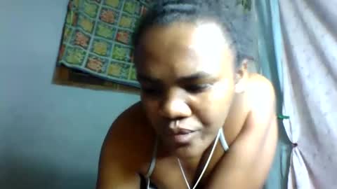 Snapshot of rosia22 chatting on September 29, 2025, 8:24 pm rosia22 online show from September 29, 2025, 8:24 pm