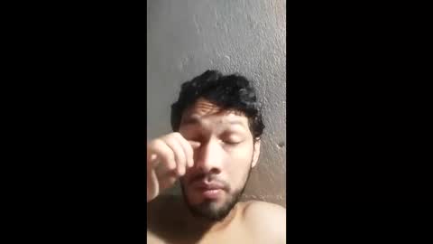 Snapshot of roskof69 chatting on December 20, 2024, 6:40 am Ribuu online show from December 20, 2024, 6:40 am