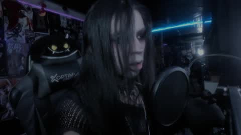 Snapshot of rotten_dreams chatting on February 25, 2025, 11:00 pm rot online show from February 25, 2025, 11:00 pm