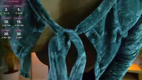 Snapshot of rouse_leon chatting on October 9, 2025, 7:12 pm Rouse leon online show from October 9, 2025, 7:12 pm