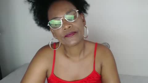 luxa online show from February 23, 2025, 8:44 pm