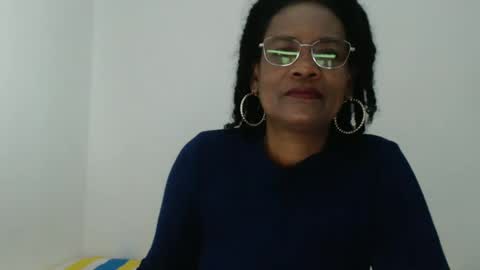 luxa online show from September 12, 2025, 1:11 pm