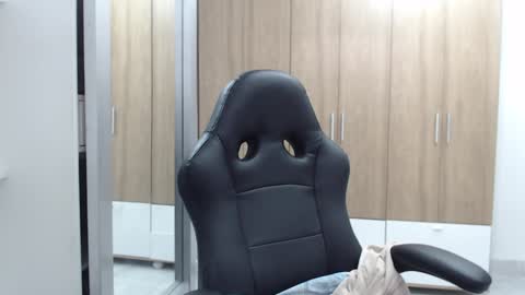 Snapshot of roxanalove7 chatting on February 1, 2025, 10:02 pm Roxana online show from February 1, 2025, 10:02 pm