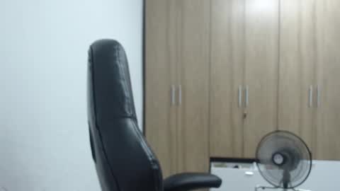 Snapshot of roxanalove7 chatting on September 24, 2025, 11:30 pm Roxana online show from September 24, 2025, 11:30 pm