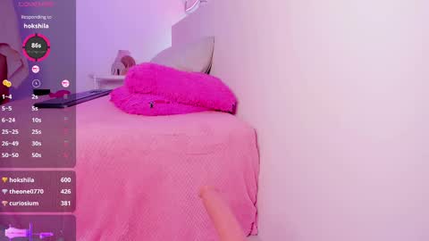 Snapshot of roxannegomez_ chatting on March 5, 2025, 4:24 pm Roxanne Gomez online show from March 5, 2025, 4:24 pm