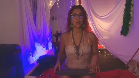 Snapshot of roy_luna chatting on October 20, 2025, 1:00 pm Roy Luna online show from October 20, 2025, 1:00 pm