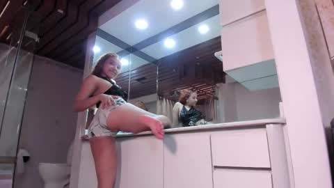 Snapshot of rubi_star chatting on October 1, 2025, 5:08 pm Rubi online show from October 1, 2025, 5:08 pm