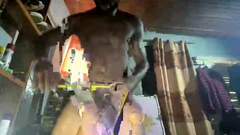 Snapshot of rughrider chatting on November 11, 2025, 10:04 am rughrider online show from November 11, 2025, 10:04 am