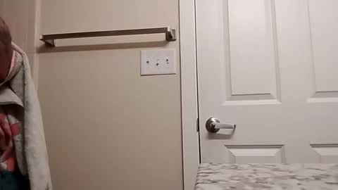 Snapshot of ruinvale chatting on October 28, 2025, 5:04 pm ruinvale online show from October 28, 2025, 5:04 pm