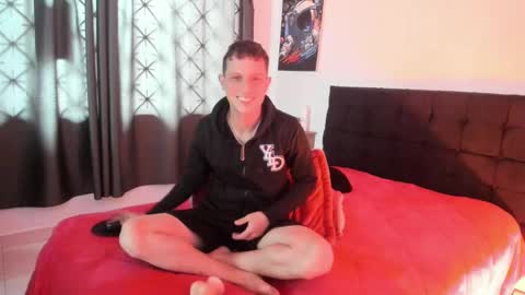 Snapshot of ryan15_ chatting on January 24, 2025, 5:00 pm Ryan 15 online show from January 24, 2025, 5:00 pm