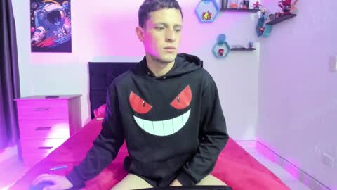 Snapshot of ryan15_ chatting on January 30, 2025, 11:33 am Ryan 15 online show from January 30, 2025, 11:33 am