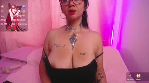 Snapshot of saalomee_1 chatting on December 12, 2024, 4:43 pm saalomee 1 online show from December 12, 2024, 4:43 pm