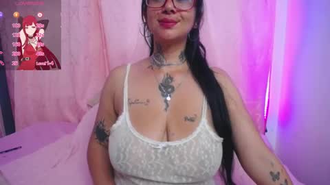 Snapshot of saalomee_1 chatting on December 13, 2024, 8:15 pm saalomee 1 online show from December 13, 2024, 8:15 pm