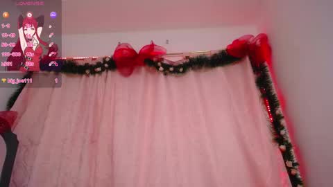 Snapshot of saalomee_1 chatting on December 17, 2024, 6:42 pm saalomee 1 online show from December 17, 2024, 6:42 pm