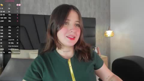 Snapshot of sabrina_lennox chatting on March 10, 2025, 7:29 pm Sabrina Maria online show from March 10, 2025, 7:29 pm