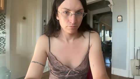 Snapshot of sadie_stars chatting on October 9, 2025, 1:42 pm Sadie online show from October 9, 2025, 1:42 pm