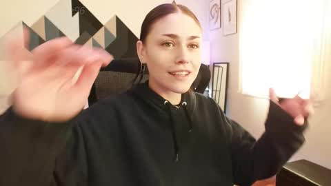 Snapshot of sadierenee96 chatting on February 20, 2025, 8:25 pm Sadie Renee  online show from February 20, 2025, 8:25 pm