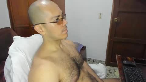 Snapshot of saintedy01 chatting on February 24, 2025, 12:26 pm saintedy01 online show from February 24, 2025, 12:26 pm