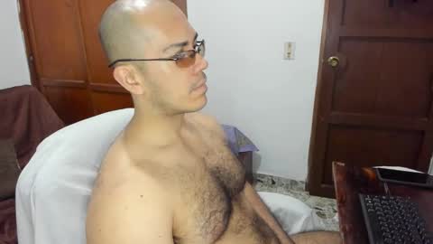 Snapshot of saintedy01 chatting on September 18, 2025, 12:40 pm saintedy01 online show from September 18, 2025, 12:40 pm