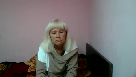 Snapshot of sakura_blonde chatting on September 25, 2025, 5:49 pm sakura_blonde online show from September 25, 2025, 5:49 pm